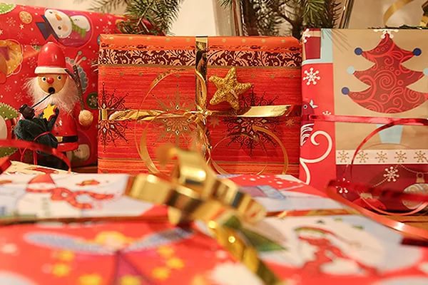 Результаты проверки  законности, целесообразности, своевременности, эффективности и результативности расходов на закупки, связанных с организацией  и проведением новогодних мероприятий     
        
        
    