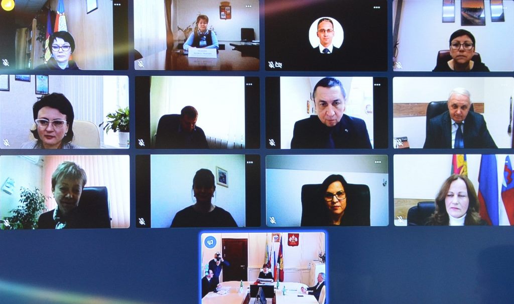 Заседание Президиума Совета контрольно-счетных органов Краснодарского края    
        
        
    